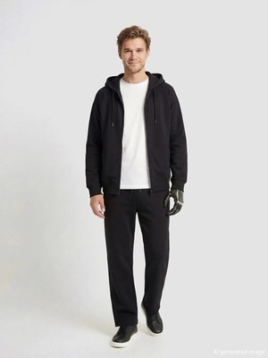 LC Waikiki Lcw Limitless Siyah Kolay Giyilebilir Paçaları Çıtçıtlı Erkek Loose Fit Eşofman Altı