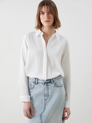 LC Waikiki Lcwaıkıkı Classic Beyaz Dokulu Gofre Kadın Gömlek Tunik