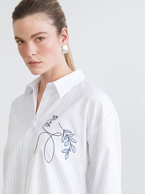 LC Waikiki Lcw Comfort Mavi Çizgili Kadın Poplin Gömlek