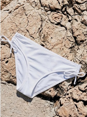 Lcw Dream Beyaz Kadın Bağlama Detaylı Bikini Alt