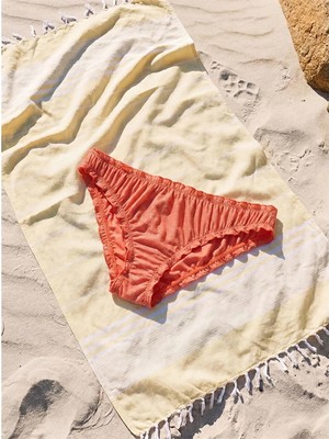 Lcw Dream Mercan Sim Detaylı Kadın Bikini Alt