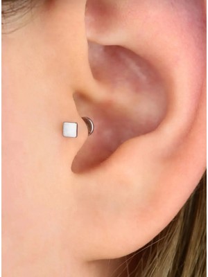 Takıconcept Cerrahi Çelik Taşsız Kare Tragus Helix Piercing Gümüş Renk