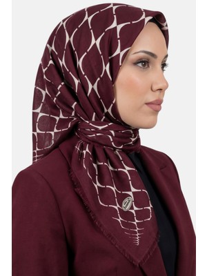 Hadiora Kadın Bordo Geometrik Desenli Flamlı Dimi Eşarp