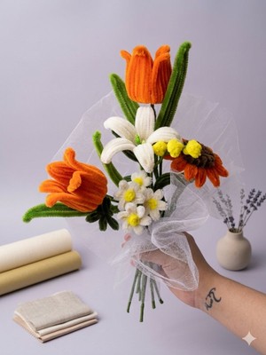 Lesa Flowers El Yapımı Özel Tasarım Şönil Buket - Turuncu & Beyaz Bahar Esintisi - Turuncu Lale & Ayçiçeği Kombini