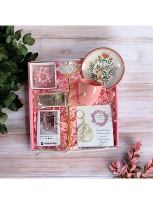 MARMORİ MARMORİ PEMBE ÇİÇEKLİ FİNCAN SETİ SONSUZLUK GÜLÜ KİŞİYE ÖZEL FOTOGRAF MUM EPOKSİ ANAH. HEDİYE SETİ