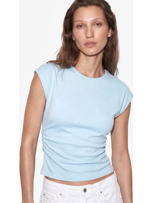 Koton Pamuklu Slim Fit Drape Detaylı Bisiklet Yaka Kısa Kollu Tişört