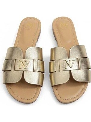 Ne&Ve Shoes Altın Deri Gold Aksesuarlı Kadın Günlük Rahat ve Şık Sandalet