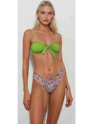 Freya Fiyonk Detaylı Çiçek Desenli Bikini Takımı