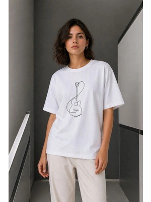 MiraLive Kadın Minimal Gitar Baskılı Tişört T-Shirt Yazlık Kısa Kol Bisiklet Yaka T-Shirt  - Beyaz