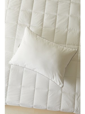 Ocean Home Textile Pamuklu Saten Biyeli Mikrojel Yastık 50 x 70 cm