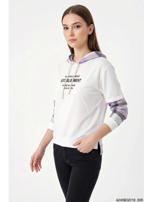 buğrahayalin Kadın Kapüşonlu Ekose Desenli Beyaz Sweatshirt