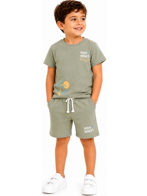 Tucan Kids Erkek Çocuk Yazlık %100 Pamuk Tişört ve Şort Takımı Açık Haki Yeşil 2'li Takım 2-3-4-5 Yaş