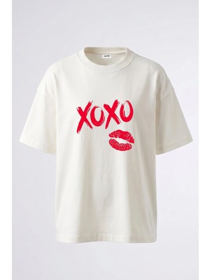 Anetos Xoxo Kiss Mark Tasarım Sırt Baskılı Pamuk Beyaz Oversize T-Shirt
