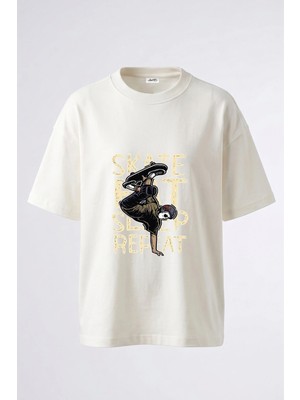 Anetos Skate Boarder Tasarım Sırt Baskılı Pamuk Beyaz Oversize T-Shirt