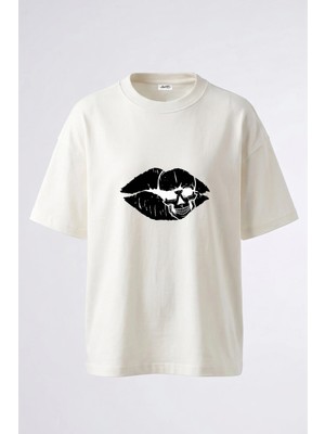 Anetos Skull Kiss_1 Tasarım Sırt Baskılı Pamuk Beyaz Oversize T-Shirt