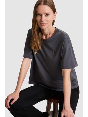 U.S. Polo Assn. Kadın Antrasit Bisiklet Yaka Basic Tişört 50323545-VR006