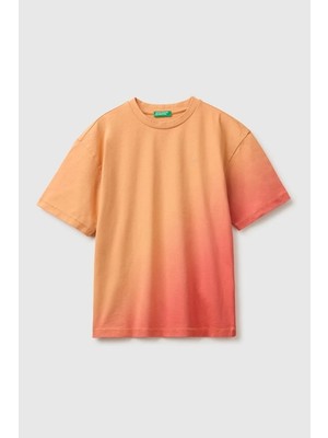 United Colors Of Benetton Erkek Çocuk Kırmızı Mix Arkası Baskı Detaylı Bisiklet Yaka T-Shirt 6-14 Yaş