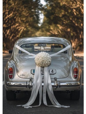 Lora Wedding Gelin Arabası Cam Yazısı İsme Özel 38cm Beyaz | "Just Married" ve İsimleriniz Yazılı Düğün, Nikah, Nişan İçin Araba Cam Yazısı Sticker, Folyo, Vinil