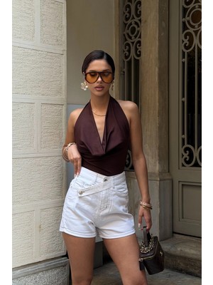 Meecy Kadın Beyaz Asimetrik Bel Mini Jean Şort