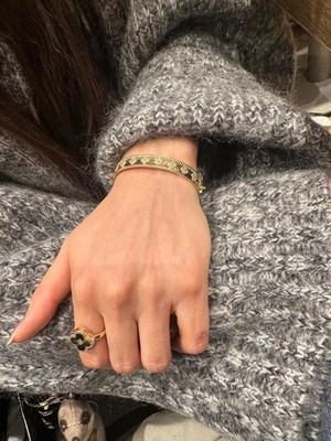 Mianach Yonca Motif Detaylı Gold Kelepçe Bileklik
