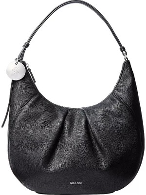 Calvin Klein Kadın Ayarlanabilir Kayışlı Dokulu Yüzeyli Siyah Omuz Çantası LV04F3555G-UB1