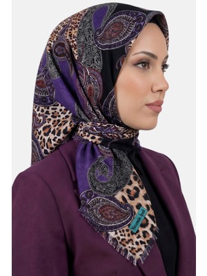 Hadiora Kadın Mor Leopar ve Paisley Desenli Flamlı Eşarp