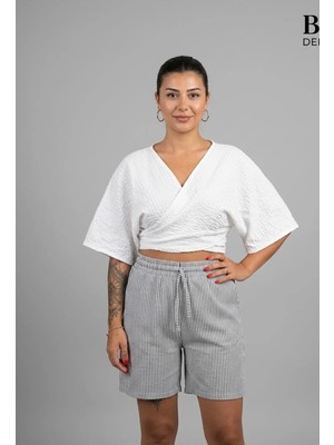 Fırfır Moda Su Yolu Cepli Şort