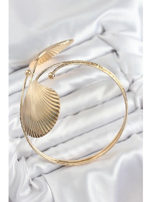Luord - Store Pirinç Istiridye Model Gold Renk Kadın Pazu Bileklik - Lisinya