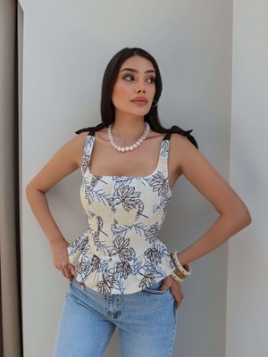 Esra Helvacı Nakış Işlemeli Bluz