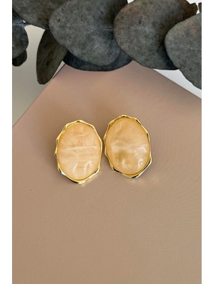 Nuva Atelier Oval Beyaz Küpe
