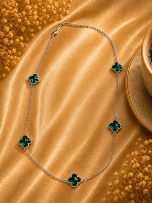 Jammy Jewerly Yeşil Yonca Taşlı Çelik Kolye – Zarif Yonca Tasarımı