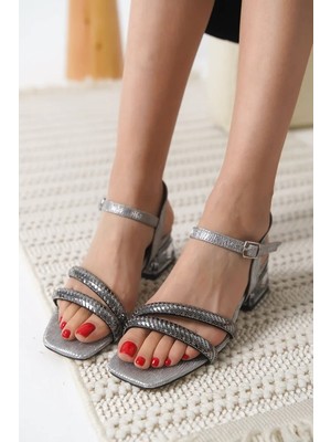 Fantastik Store Platin Taşlı Kadın Topuklu Sandalet TR25MY04E