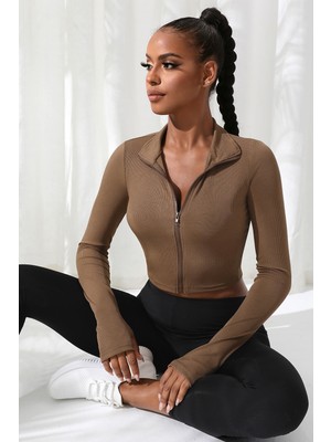 Fantastik Store Kadın Kahverengi Uzun Kol Fermuarlı Parmak Geçme Detaylı Dik Yaka Crop Top Bluz