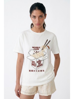 Quzu Noodle Nakışlı Baskılı Tişört Ekru