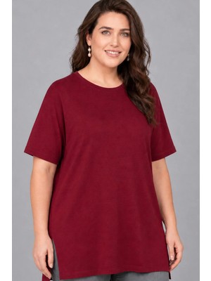Curvy Trend Büyük Beden Bisiklet Yaka Kısa Kol Yan Yırtmaçlı Bluz