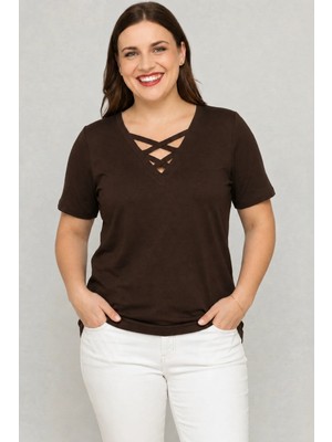 Curvy Trend Büyük Beden V Yaka Çapraz Bantlı Kısa Kol Bluz