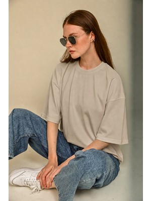 Guaraz Kadın Oversize Bisiklet Yaka %100 Organik Pamuk Düz Basic Yazlık T-Shirt