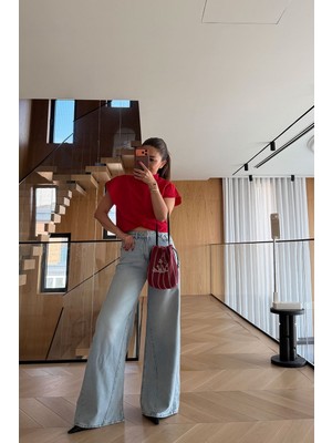 Özge Özgenç Parça Dikişli Wideleg Jean