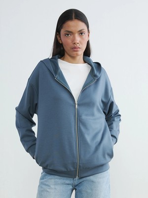 LC Waikiki Lcwaıkıkı Basic Gri Kapüşonlu Soft Touch Kadın Fermuarlı Sweatshirt