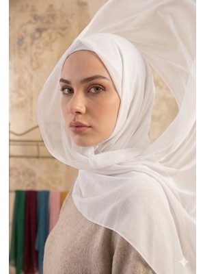 Yüksek Kaliteli Düz Şifon Şal – Şıklığı ve Rahatlığı Bir Arada