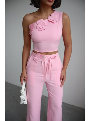Ded Collection Kadın Çiçek Detaylı Tek Omuz Crop Bluz & Yüksek Bel Bol Paça Pantolon Takım