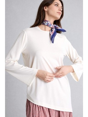 DeFacto Loose Fit Uzun Kollu Asimetrik Etek Ucu Beyaz Tişört H4445AX26SM
