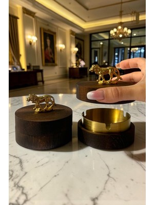 GİSVOL 2li Set Ahşap Aslan Figürlü Metal Dekoratif Kül Tablası Masa Üstü Küllük Koyu Gold Aslan