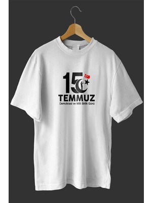 Mevese 15 Temmuz Baskılı Oversize Beyaz Tişört - Demokrasi Milli Birlik Günü T-Shirt