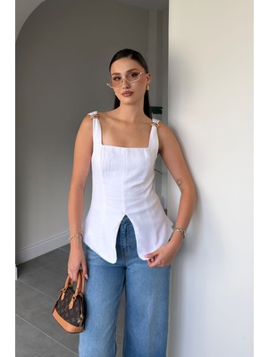 Magarde Gold Aksesuarlı %100 Keten Bluz- Beyaz