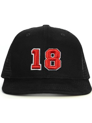 PataCute 18 Numara Kabartmalı Snapback Şapka