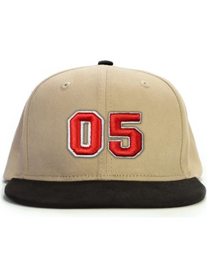 PataCute 05 Numara Kabartmalı Snapback Şapka