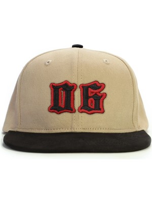 06 Numara Snapback Şapka
