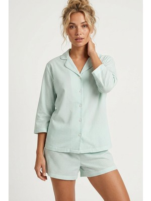 Siyah İnci Yeşil Çizgi Desenli Düğmeli Ince Soft Örme Şortlu Pijama Takımı 8054