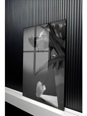 KutuTR Modern Minimalist Siyah Beyaz Lale Temalı Temperli Cam Tablo 50X70 cm 2d Uv Baskı - YCT242